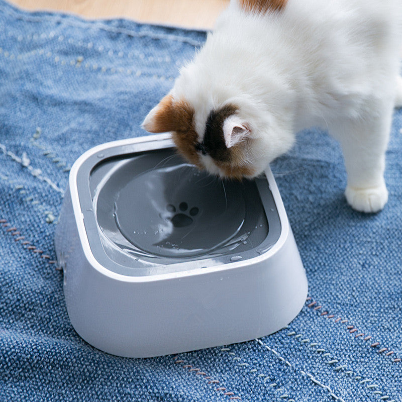 1.5L Pet Bowl Floating Anti-overflow Design Dog Cat Water Bowl Portable Hunting Dog Supplies